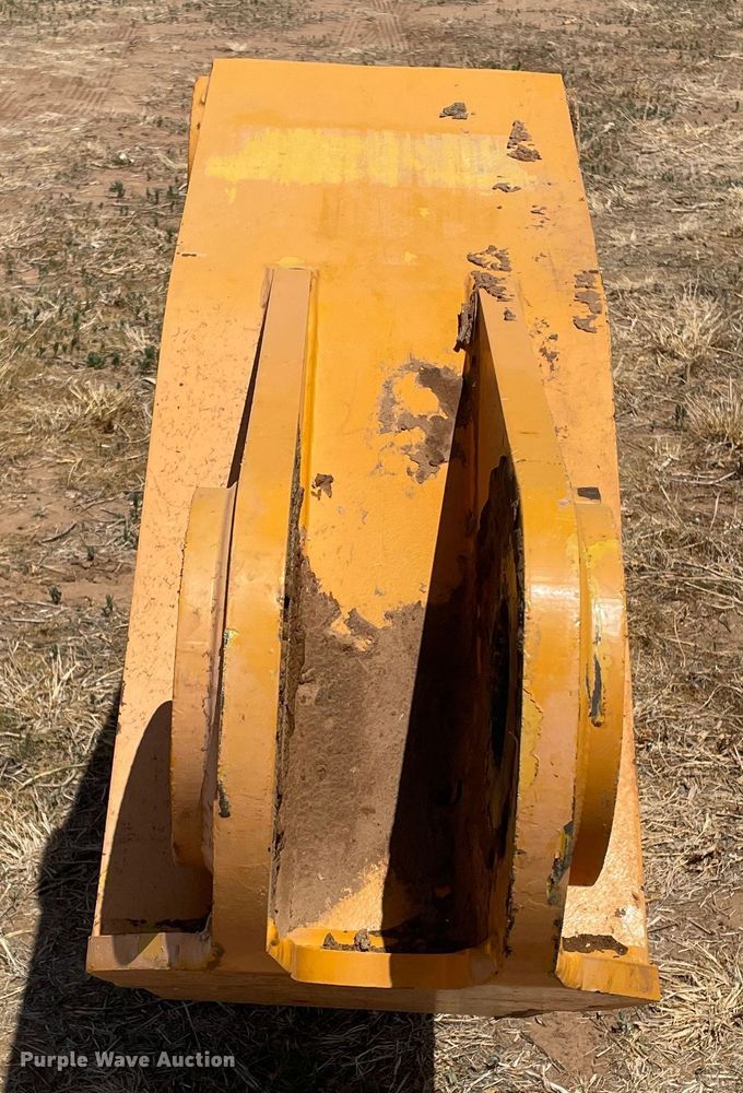 image for item DN5061 John Deere  13'L excavator stick