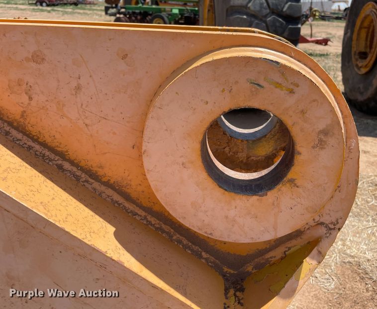 image for item DN5061 John Deere  13'L excavator stick