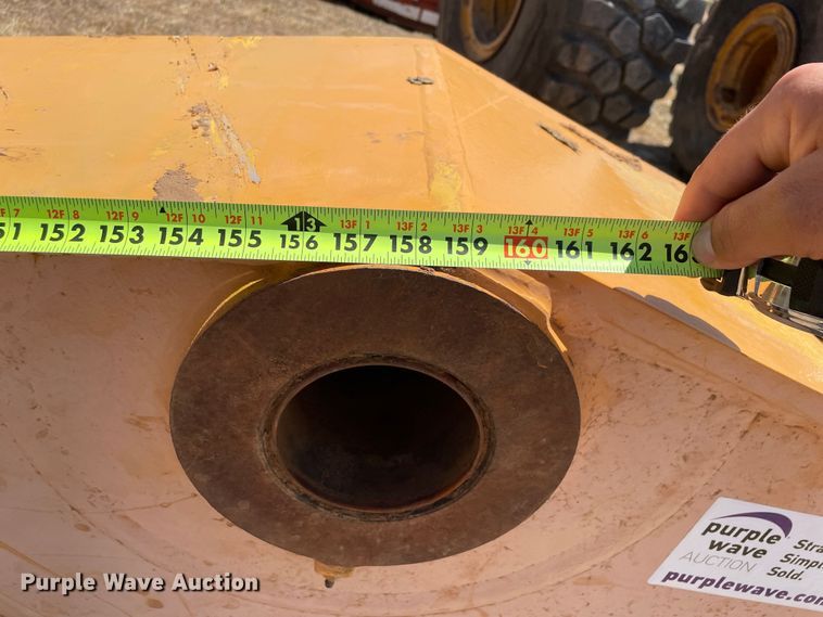 image for item DN5061 John Deere  13'L excavator stick