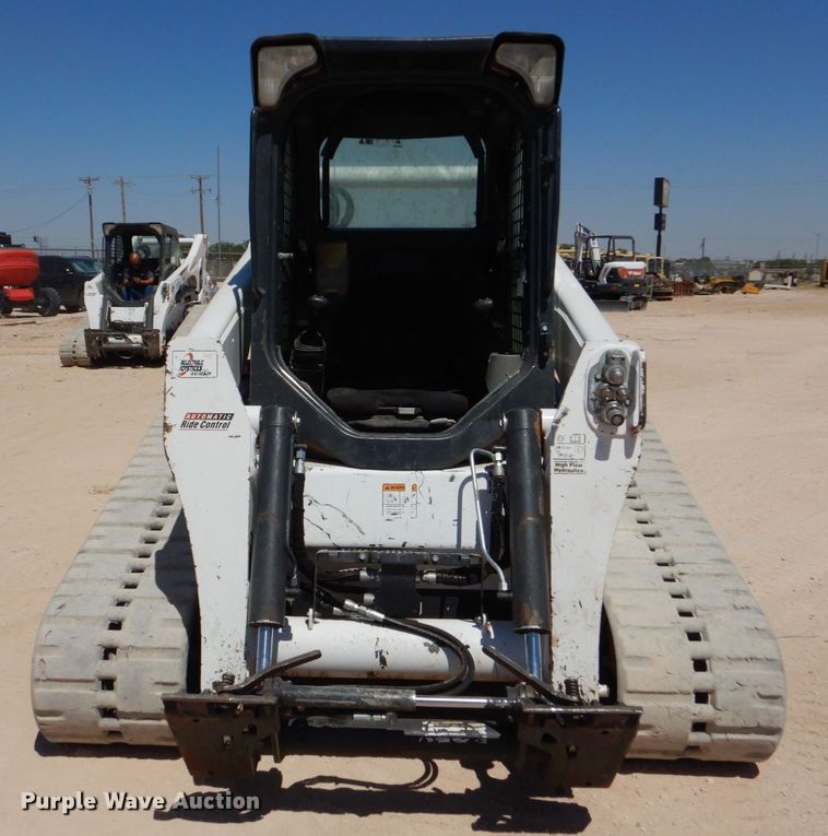 image for item DO1464 2019 Bobcat T870  tracked skid steer loader