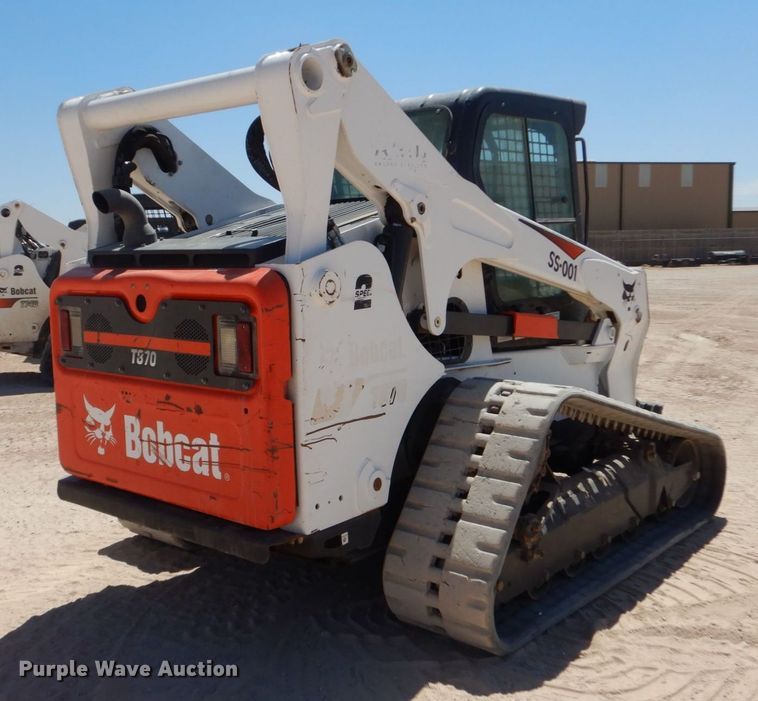 image for item DO1464 2019 Bobcat T870  tracked skid steer loader
