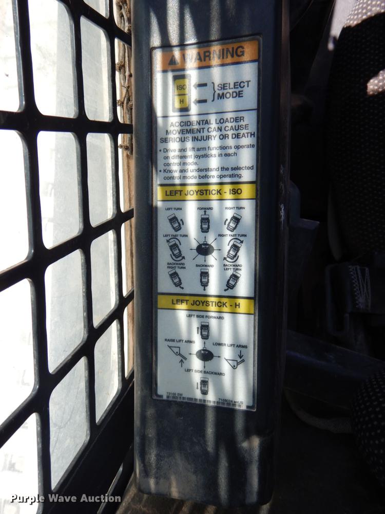 image for item DO1464 2019 Bobcat T870  tracked skid steer loader