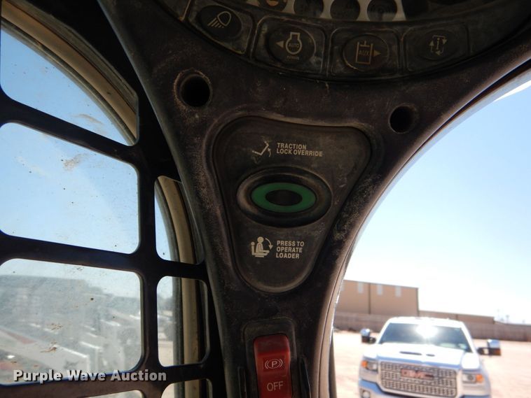 image for item DO1464 2019 Bobcat T870  tracked skid steer loader