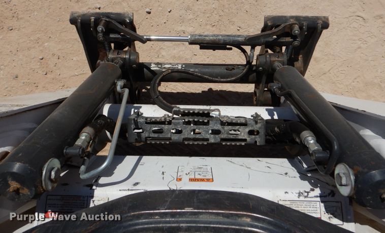 image for item DO1464 2019 Bobcat T870  tracked skid steer loader