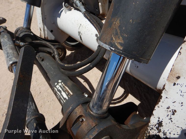 image for item DO1464 2019 Bobcat T870  tracked skid steer loader