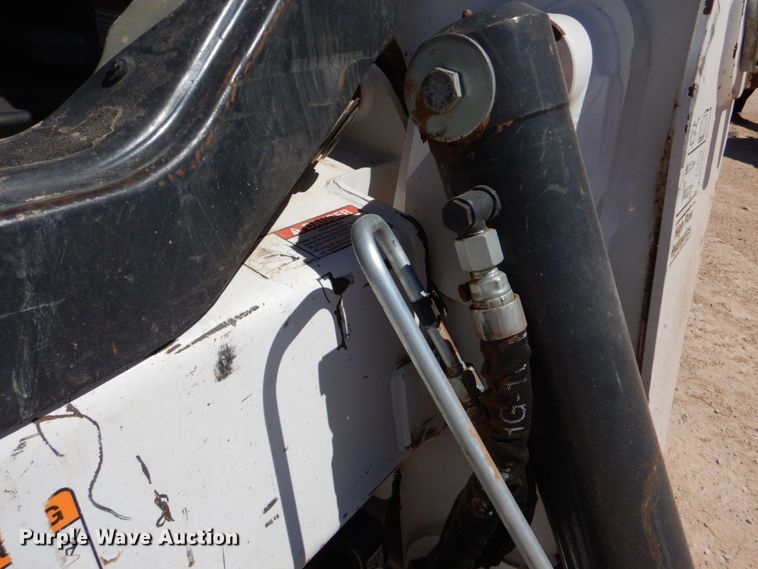 image for item DO1464 2019 Bobcat T870  tracked skid steer loader