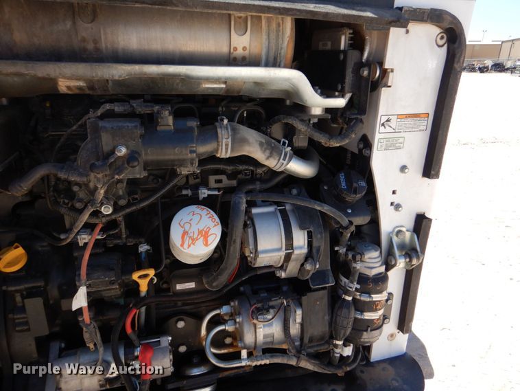 image for item DO1464 2019 Bobcat T870  tracked skid steer loader