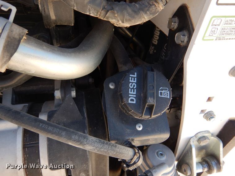 image for item DO1464 2019 Bobcat T870  tracked skid steer loader