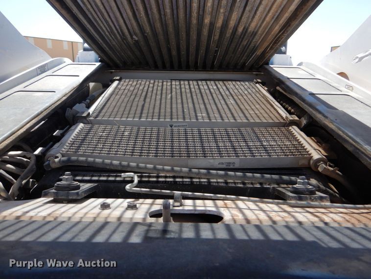 image for item DO1464 2019 Bobcat T870  tracked skid steer loader