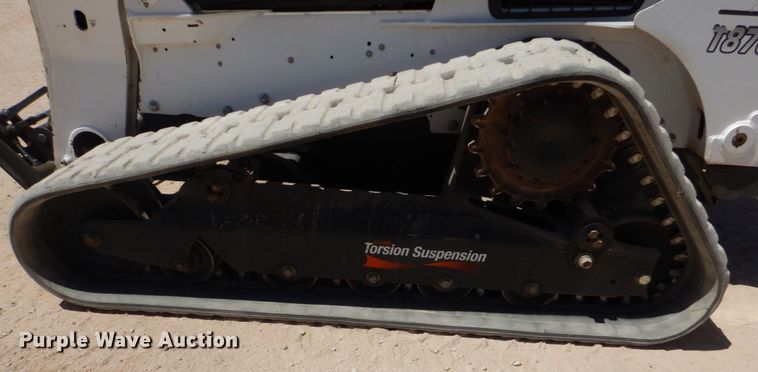 image for item DO1464 2019 Bobcat T870  tracked skid steer loader