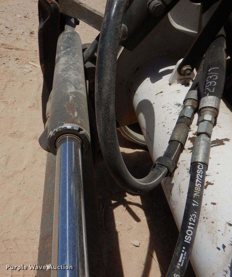 image for item DO1465 2019 Bobcat T870  tracked skid steer loader