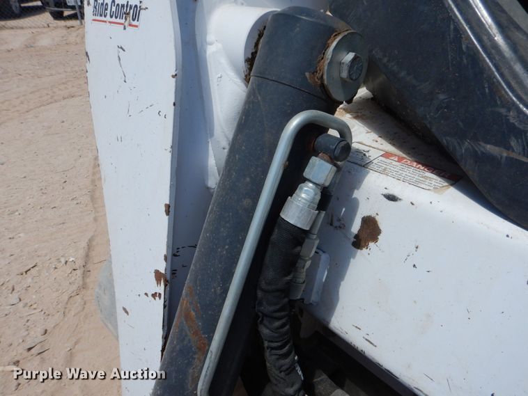 image for item DO1465 2019 Bobcat T870  tracked skid steer loader