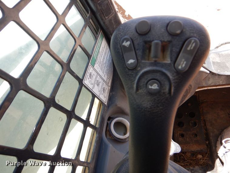 image for item DO1465 2019 Bobcat T870  tracked skid steer loader