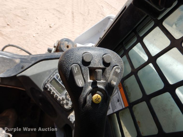 image for item DO1465 2019 Bobcat T870  tracked skid steer loader