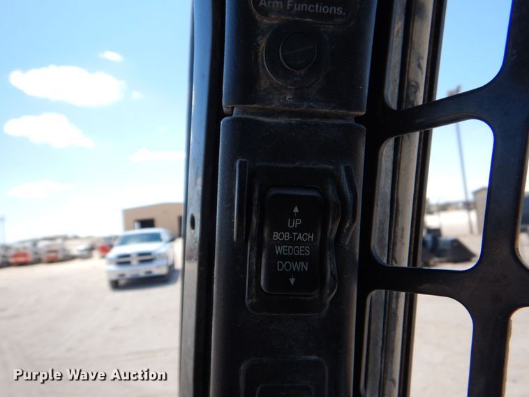 image for item DO1465 2019 Bobcat T870  tracked skid steer loader