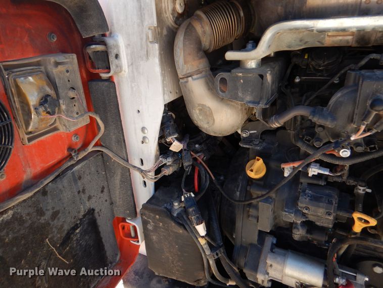 image for item DO1465 2019 Bobcat T870  tracked skid steer loader