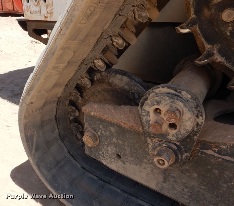 image for item DO1465 2019 Bobcat T870  tracked skid steer loader