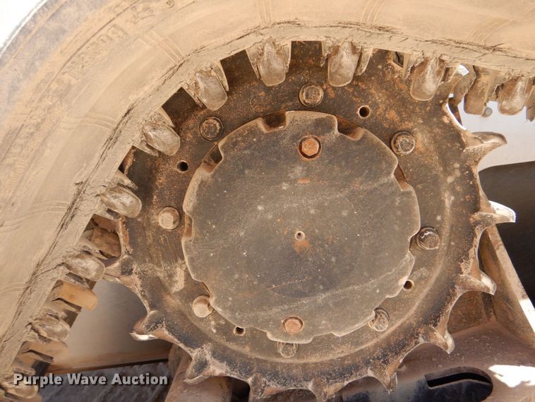 image for item DO1465 2019 Bobcat T870  tracked skid steer loader