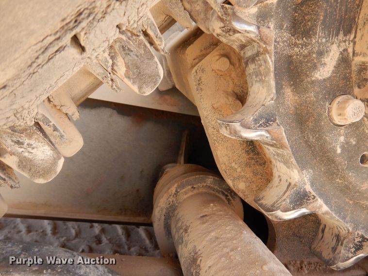 image for item DO1465 2019 Bobcat T870  tracked skid steer loader