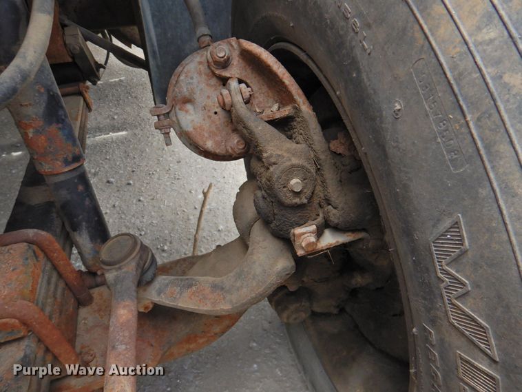 image for item DP4410 1996 Mack CH613  semi truck