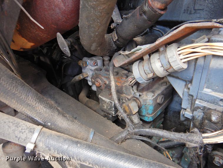 image for item DP4410 1996 Mack CH613  semi truck