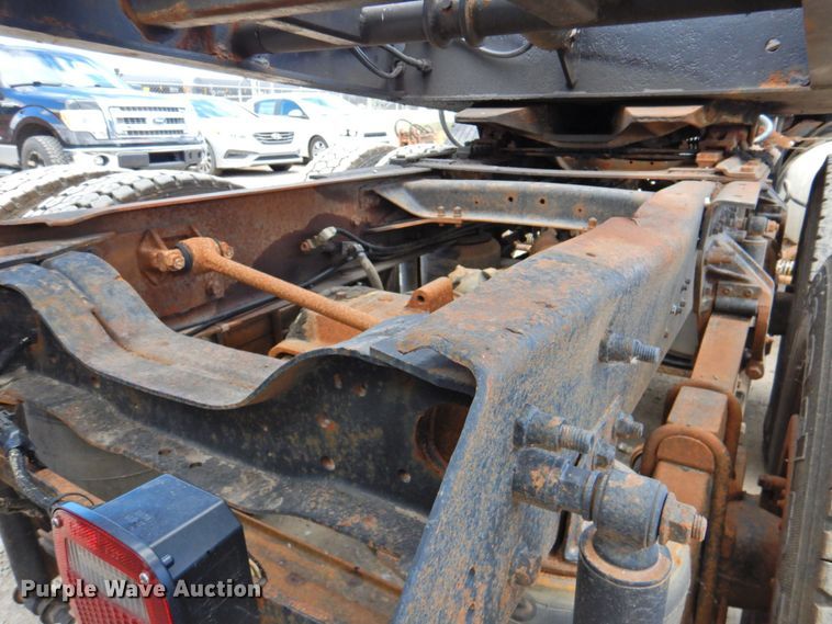 image for item DP4410 1996 Mack CH613  semi truck