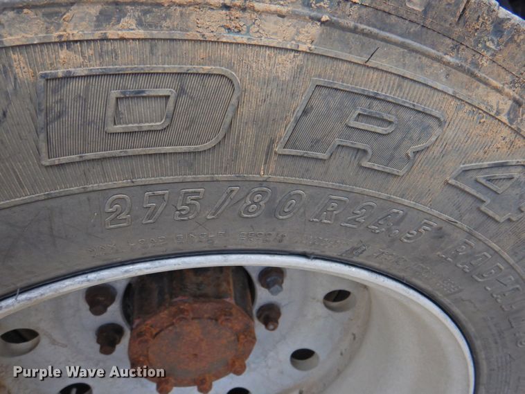 image for item DP4410 1996 Mack CH613  semi truck