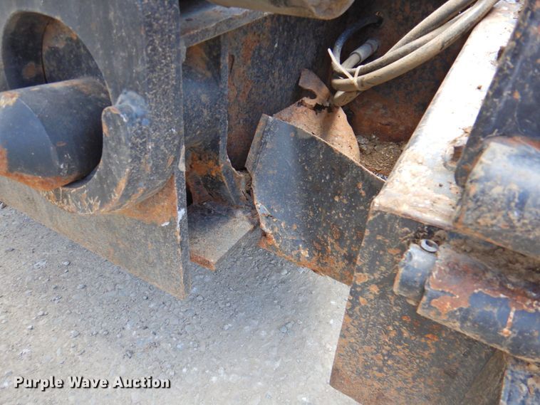 image for item DP4411 2006 XL Specialized XL203HDG  lowboy equipment trailer