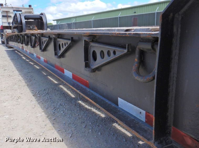 image for item DP4411 2006 XL Specialized XL203HDG  lowboy equipment trailer