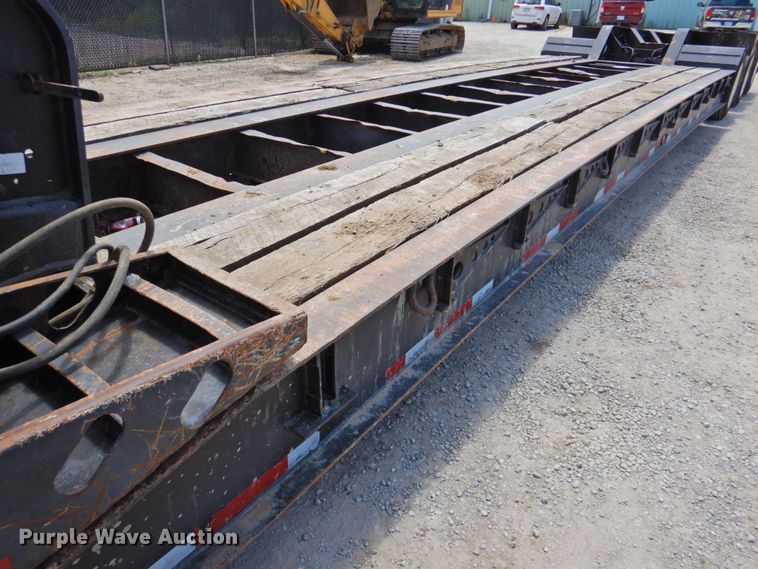 image for item DP4411 2006 XL Specialized XL203HDG  lowboy equipment trailer