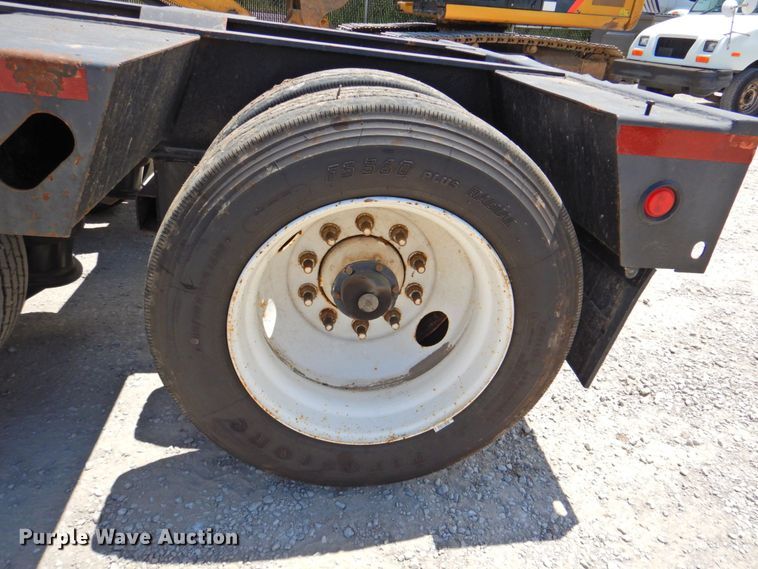 image for item DP4411 2006 XL Specialized XL203HDG  lowboy equipment trailer