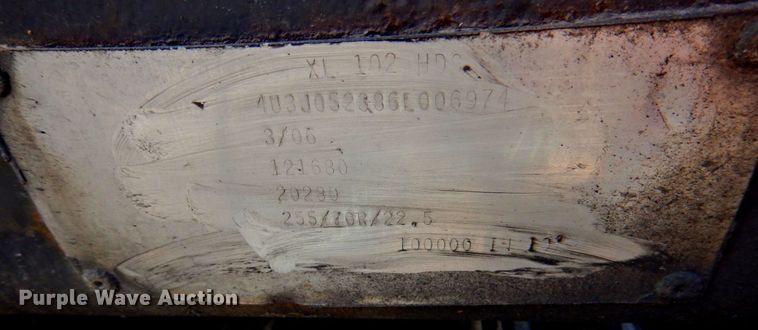 image for item DP4411 2006 XL Specialized XL203HDG  lowboy equipment trailer