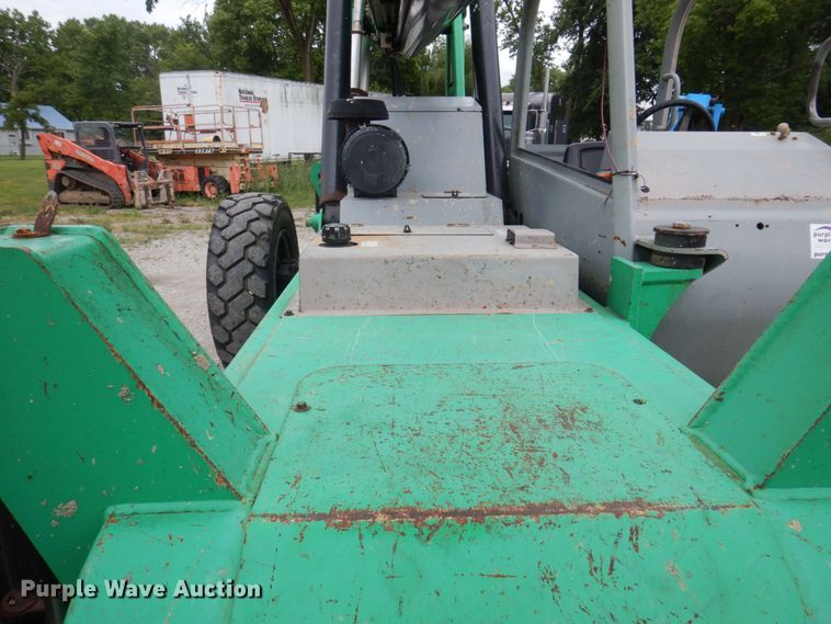 image for item DP5603 2006 Genie GTH 1056  telehandler