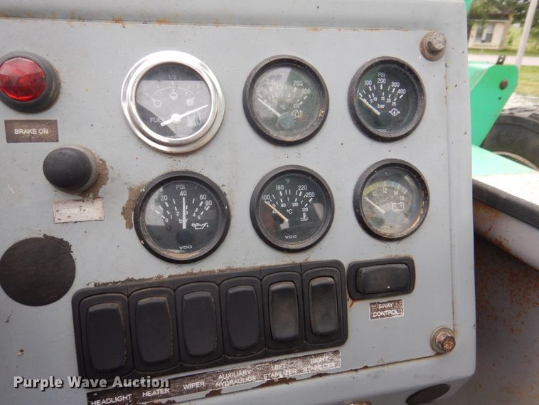 image for item DP5603 2006 Genie GTH 1056  telehandler