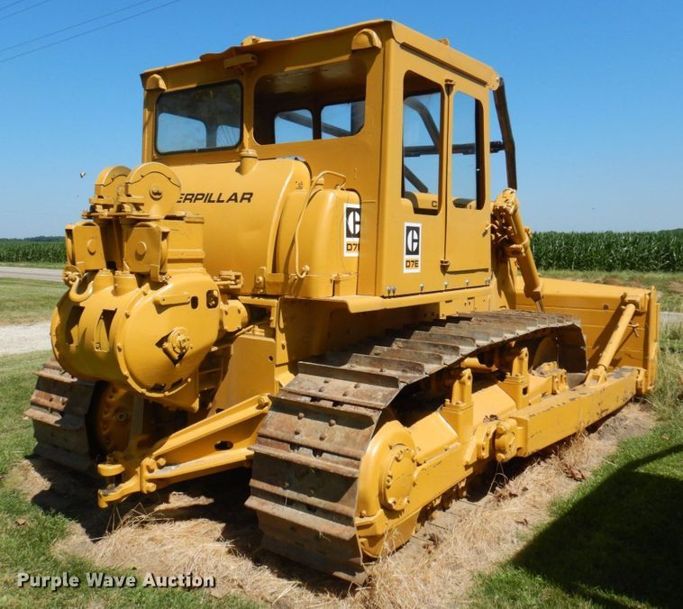 image for item DP5605 1967 Caterpillar D7E  dozer