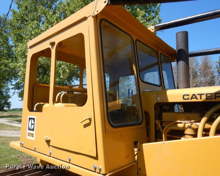 image for item DP5605 1967 Caterpillar D7E  dozer