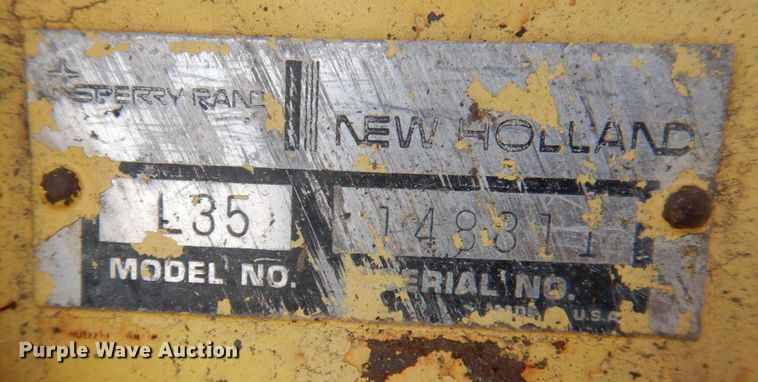 image for item DP5609 1972 New Holland L35  skid steer loader