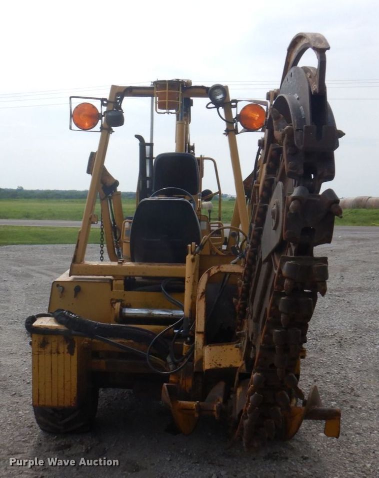 image for item DP5610 1995 Vermeer V5750  trencher