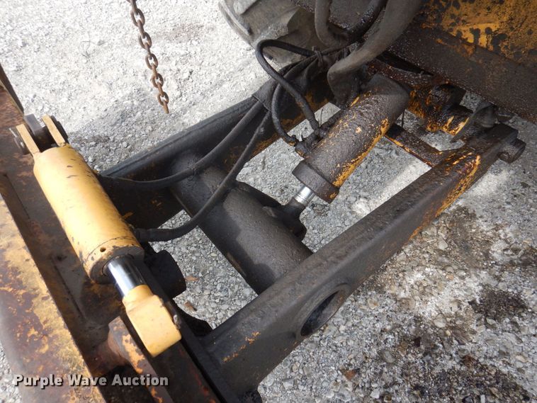 image for item DP5610 1995 Vermeer V5750  trencher