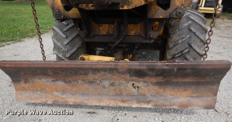 image for item DP5610 1995 Vermeer V5750  trencher