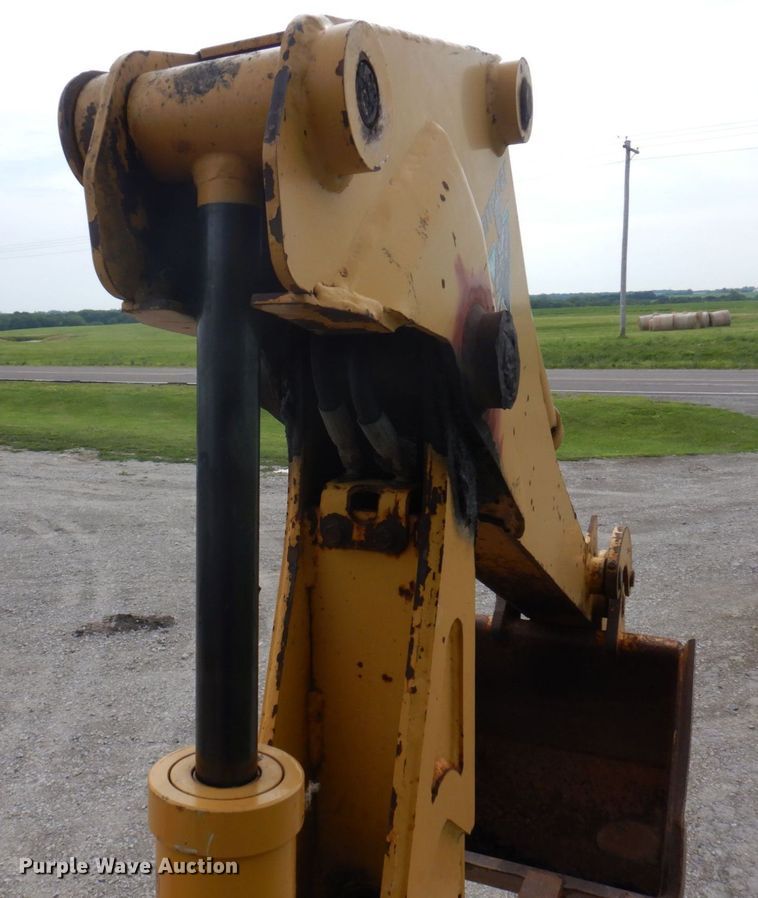 image for item DP5610 1995 Vermeer V5750  trencher