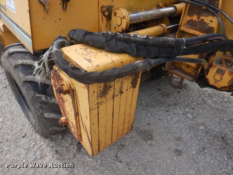 image for item DP5610 1995 Vermeer V5750  trencher