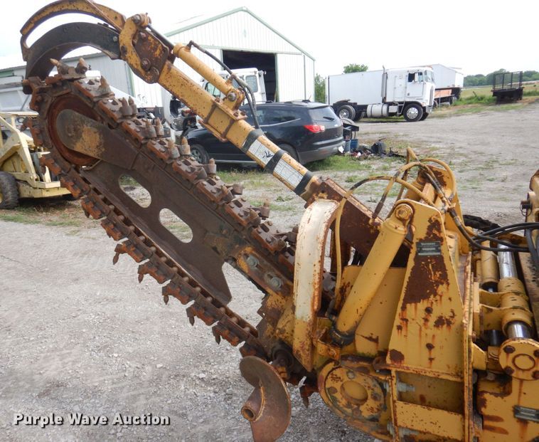 image for item DP5610 1995 Vermeer V5750  trencher