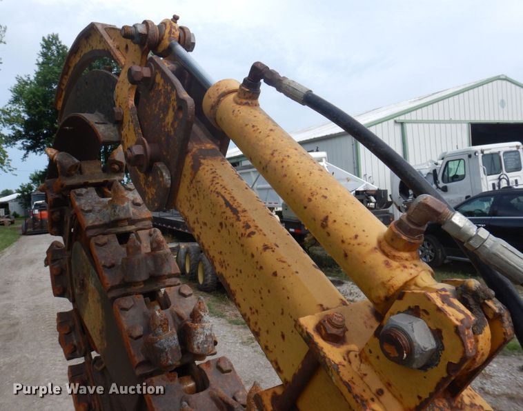 image for item DP5610 1995 Vermeer V5750  trencher