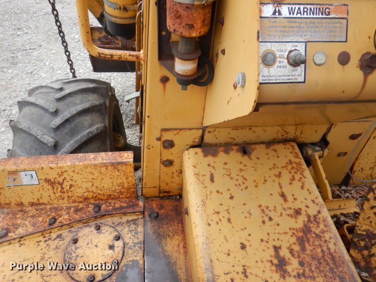 image for item DP5610 1995 Vermeer V5750  trencher