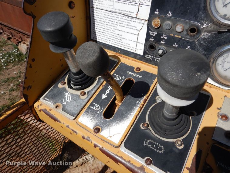 image for item DR1249 1991 Vermeer T655  trencher