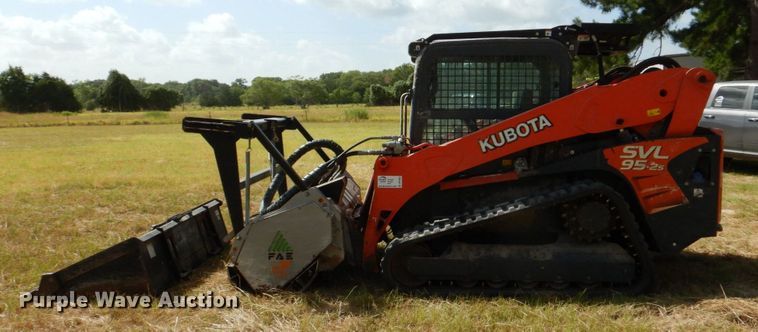 image for item DR1943 2018 Kubota SVL95-2S  tracked skid steer loader