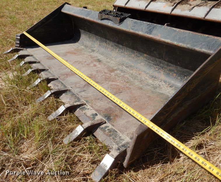 image for item DR1943 2018 Kubota SVL95-2S  tracked skid steer loader