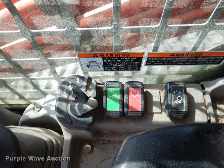 image for item DR1943 2018 Kubota SVL95-2S  tracked skid steer loader