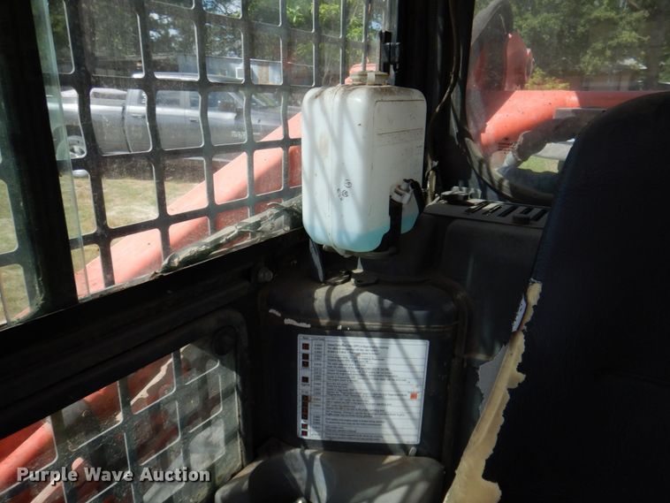 image for item DR1943 2018 Kubota SVL95-2S  tracked skid steer loader